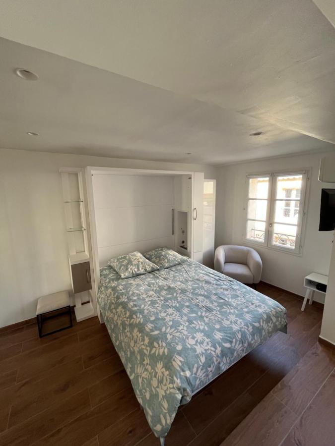 Saint-Tropez Centre - Grand Studio Avec Terrasse Экстерьер фото